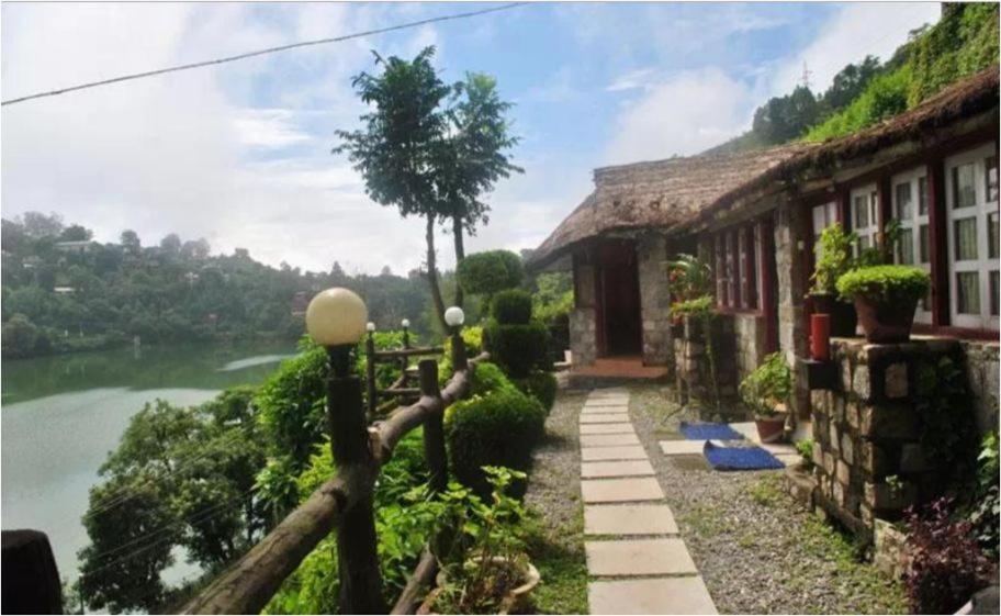 Van Vilas Resort Bhīm Tāl 外观 照片