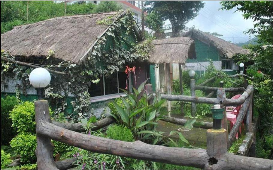 Van Vilas Resort Bhīm Tāl 外观 照片